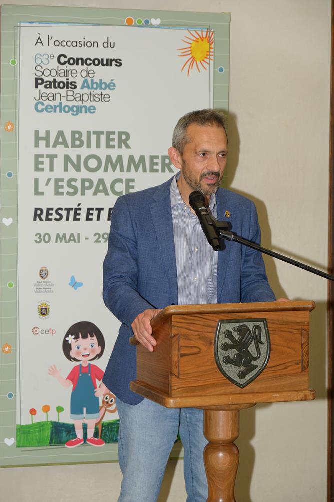 Aosta, Hôtel des États. Inaugurazione della mostra "Habiter et nommer l'espace. Resté et boudzé". Foto Pallu