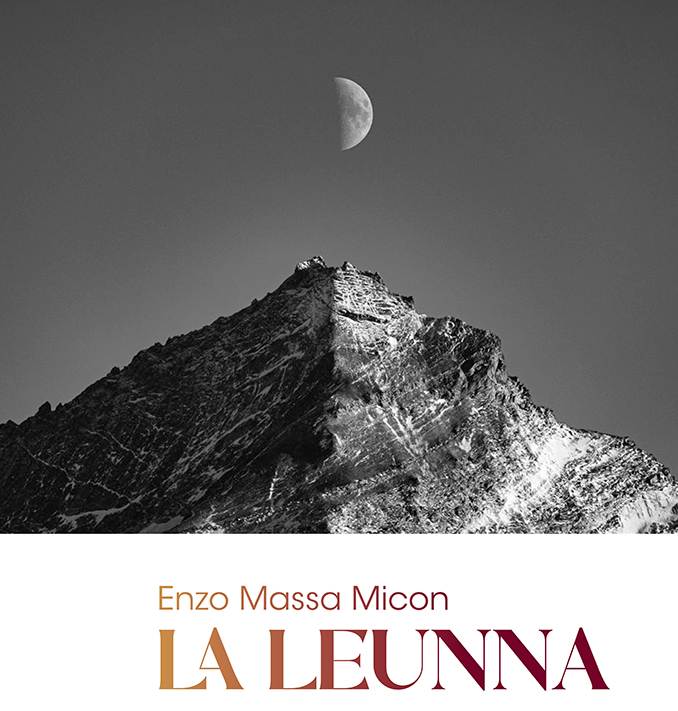 Particolare della locandina della mostra "La Leunna" raffigurante il Monte Grivola con la luna in corrispondenza della cima..